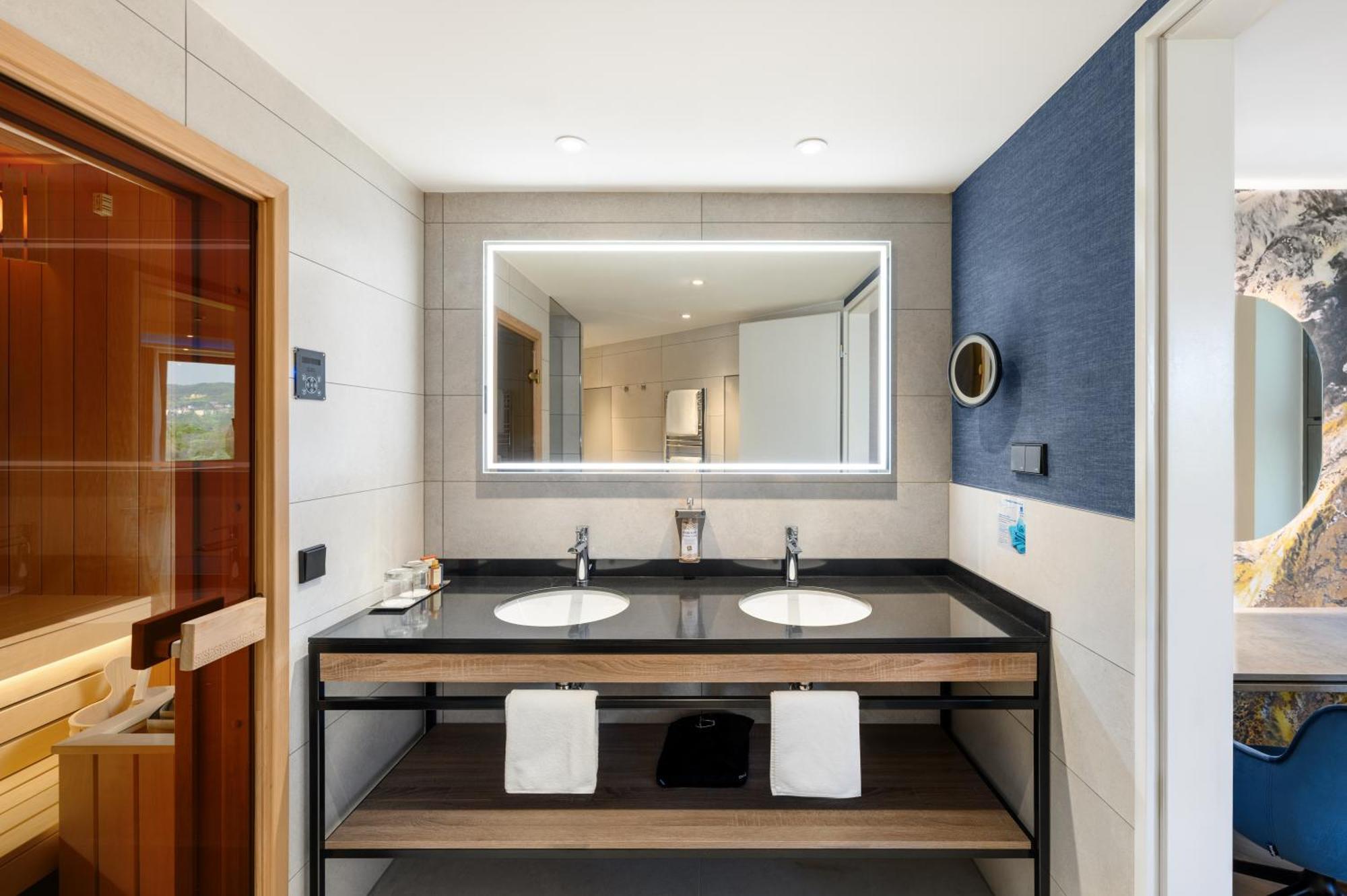 Danubius Hotel Helia Budapest Bilik gambar